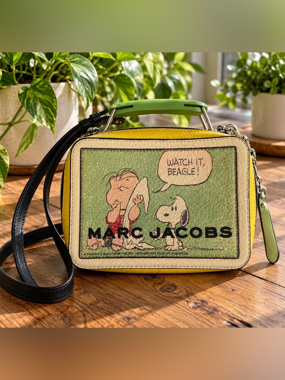 Marc Jacobs × Peanuts Limited Edition Snoopy Bag
